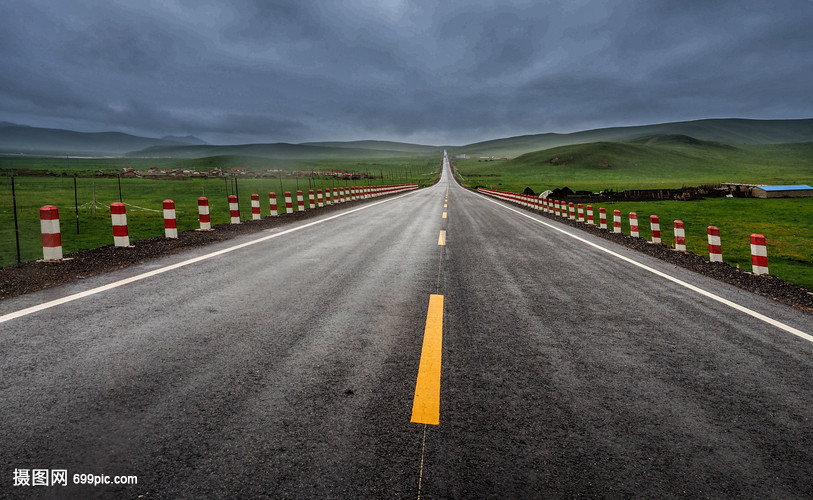 川藏公路與鐵路 橫跨世界屋脊的交通雙翼